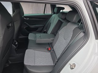 Skoda Octavia Combi Sportline 1.5TSI mHEV aAHK/Matrix/el.Klappe  ** - foto 8