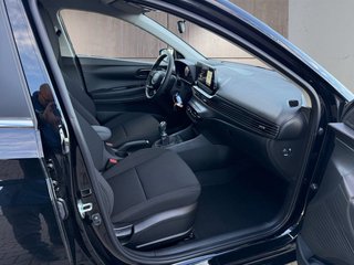 Hyundai i20 1.0 T-GDI Navi/Kamera/LED/Winterp.  ** - bilder 12