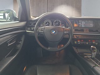BMW 530d 258PS 8*Alu/Navi/Leder/el.Klappe/BI-Xenon - foto 8