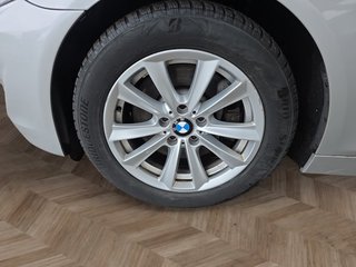 BMW 530d 258PS 8*Alu/Navi/Leder/el.Klappe/BI-Xenon - foto 10