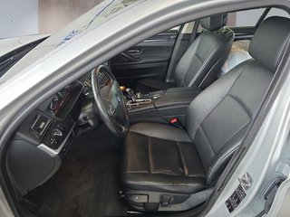 BMW 530d 258PS 8*Alu/Navi/Leder/el.Klappe/BI-Xenon - foto 5