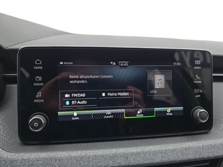 Skoda Kamiq Selection 1,5TSI DSG AHK/Kamera/LED/Kessy/Winterp. - foto 24