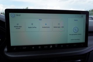 Ford Kuga ST-Line X 2,5 FHEV AWD 5*J.Gar/Pano/AHK/Matrix/el.Klappe   ** - bilder 40