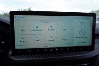 Ford Kuga ST-Line X 2,5 FHEV AWD 5*J.Gar/Pano/AHK/Matrix/el.Klappe   ** - bilder 41