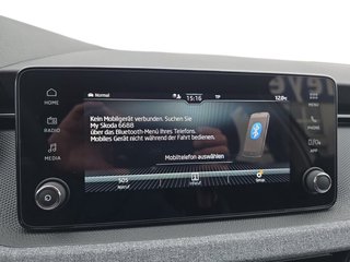 Skoda Kamiq Selection 1,5TSI DSG AHK/Kamera/LED/Kessy/Winterp.  ** - foto 21