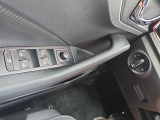 Skoda Kamiq Monte Carlo 1,5TSI DSG 4*J.Gar/AHK/18*Alu/el.Klappe  ** - bilder 14
