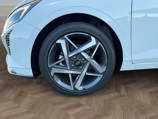 Hyundai i20 1.0 T-GDI 7DCT Navi/LED/Kamera/Winterp/Keyless  ** - foto 11