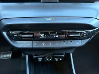 Hyundai i20 1.0 T-GDI 7DCT Navi/LED/Kamera/Winterp/Keyless  ** - foto 20