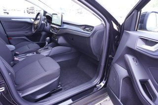 Ford Focus Active X 1,0 155PS aAHK/Navi/Kamera/Winterp.   ** - bilder 5