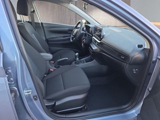 Hyundai i20 1.0 T-GDI Navi/Kamera/LED/Winterp.  ** - bilder 12