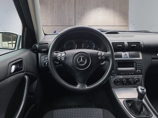 Mercedes-Benz C 180K 143PS Navi/Alu/WR/Temp. - bilder 7