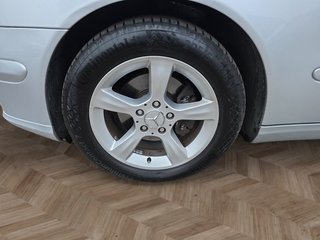 Mercedes-Benz C 180K 143PS Navi/Alu/WR/Temp. - bilder 9