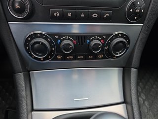 Mercedes-Benz C 180K 143PS Navi/Alu/WR/Temp. - bilder 15