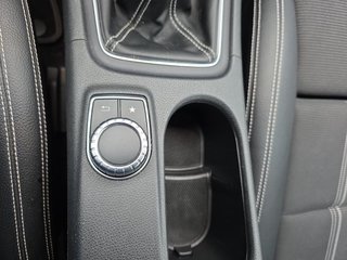 Mercedes-Benz CLA 200d aAHK/Voll-LED/Navi/Kamera - bilder 16