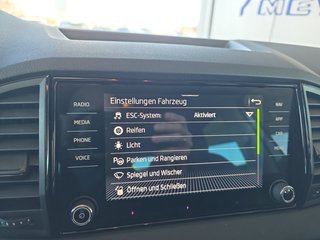 Skoda Karoq 2,0TDI DSG 4x4 Navi/LED/Kamera/ACC/Winterp.  ** - bilder 30