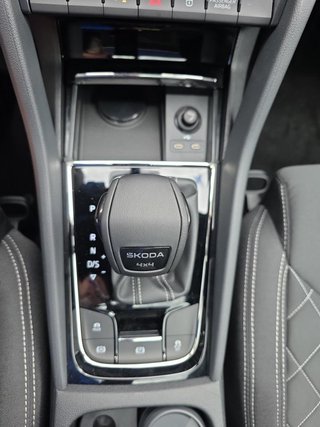 Skoda Karoq Sportline 2,0TSI DSG Pano/AHK/4*J.Gar/Navi/Matrix   ** - foto 14