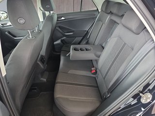 Volkswagen T-Roc Life 2,0TDI DSG Navi/LED/Alu/ACC/Parkas.  ** - foto 9