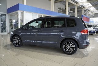 Volkswagen Touran 1,5TSI DSG 7-Sitzer/Easy Open/Kamera - bilder 2