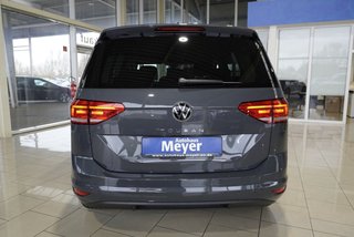 Volkswagen Touran 1,5TSI DSG 7-Sitzer/Easy Open/Kamera - bilder 1
