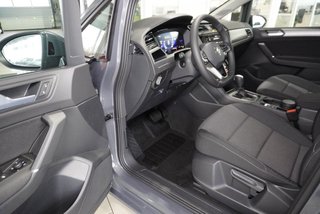Volkswagen Touran 1,5TSI DSG 7-Sitzer/Easy Open/Kamera - bilder 3