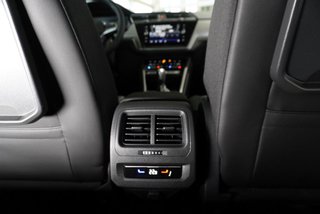 Volkswagen Touran 1,5TSI DSG 7-Sitzer/Easy Open/Kamera - bilder 20