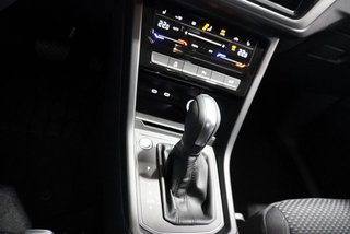 Volkswagen Touran 1,5TSI DSG 7-Sitzer/Easy Open/Kamera - bilder 25