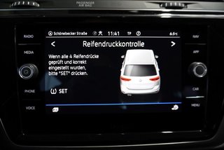 Volkswagen Touran 1,5TSI DSG 7-Sitzer/Easy Open/Kamera - bilder 35