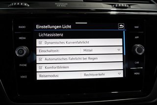 Volkswagen Touran 1,5TSI DSG 7-Sitzer/Easy Open/Kamera - bilder 39