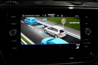 Volkswagen Touran 1,5TSI DSG 7-Sitzer/Easy Open/Kamera - bilder 43
