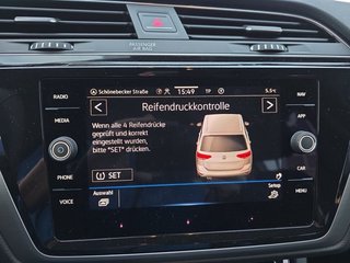 Volkswagen Touran 1,5TSI DSG 7-Sitzer/Easy Open/Kamera  ** - foto 31