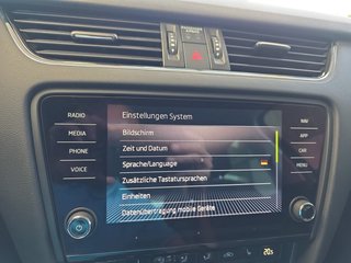 Skoda Octavia Style 2,0TDI aAHK/Voll-LED/Navi/Kessy - bilder 35