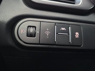 Kia Ceed 1.4 100PS Kamera/Temp/Winterp/Pdc/Alu - bilder 18