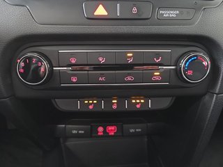 Kia Ceed 1.4 100PS Kamera/Temp/Winterp/Pdc/Alu - bilder 20