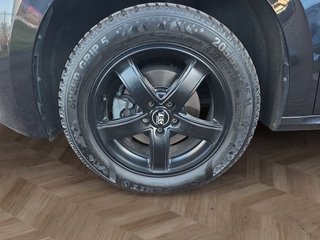 Skoda Kamiq 1,5TSI DSG aAHK/8*Alu/LED/Temp/2-Z.Klimaaut. - bilder 11