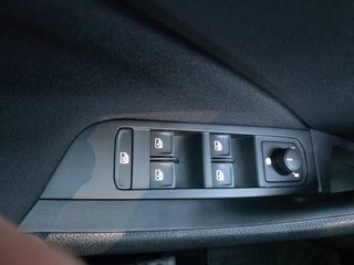 Skoda Kamiq 1,5TSI DSG aAHK/8*Alu/LED/Temp/2-Z.Klimaaut. - bilder 18