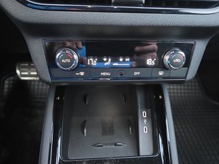 Skoda Kamiq 1,5TSI DSG aAHK/8*Alu/LED/Temp/2-Z.Klimaaut. - bilder 20