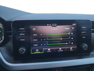 Skoda Kamiq 1,5TSI DSG aAHK/8*Alu/LED/Temp/2-Z.Klimaaut. - bilder 35