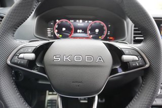 Skoda Karoq Sportline 1,5TSI DSG aAHK/Matrix/Kessy/Kamera   ** - bilder 15