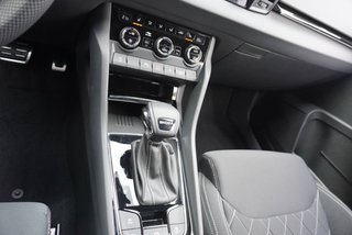 Skoda Karoq Sportline 1,5TSI DSG aAHK/Matrix/Kessy/Kamera   ** - bilder 22