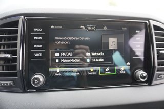Skoda Karoq Sportline 1,5TSI DSG aAHK/Matrix/Kessy/Kamera   ** - bilder 26