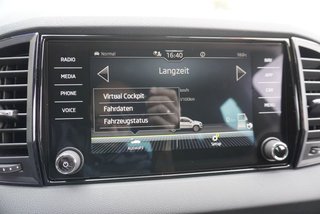 Skoda Karoq Sportline 1,5TSI DSG aAHK/Matrix/Kessy/Kamera   ** - bilder 31