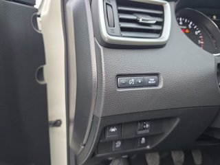 Nissan Qashqai 1.6 DIG-T N-Vision aAHK/Pano/Navi/Winterp. - foto 20