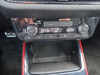 Skoda Fabia Monte Carlo 1,0TSI DSG 5*J.Gar/LED/Winterp/Temp.   ** - bilder 20