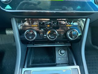 Skoda Superb Combi 1,5TSI DSG Navi/Kamera/el.Klappe/Kessy         ** - bilder 22