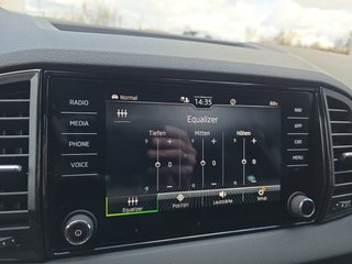 Skoda Karoq Sportline 1,5TSI DSG 4*J.Gar/Pano/aAHK/Matrix/Navi    ** - bilder 41