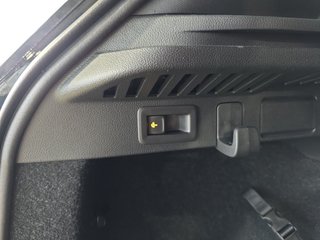 Skoda Kamiq Monte Carlo 1,5TSI DSG 4*J.Gar/AHK/18*Alu/el.Klappe - foto 16