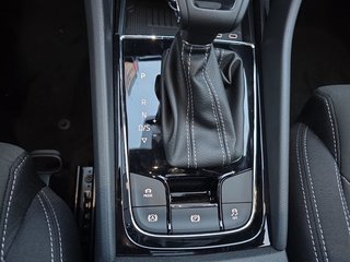 Skoda Karoq Sportline 1,5TSI DSG 4*J.Gar/Pano/aAHK/Matrix/Navi    ** - bilder 24