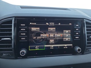 Skoda Karoq Sportline 1,5TSI DSG 4*J.Gar/Pano/aAHK/Matrix/Navi    ** - bilder 41