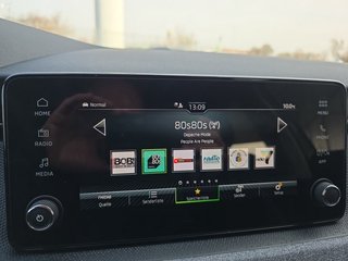 Skoda Kamiq Selection 1,0TSI DSG AHK/Kamera/LED/Kessy/Winterp.  ** - foto 22