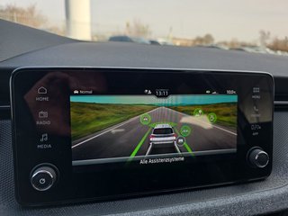 Skoda Kamiq Selection 1,0TSI DSG AHK/Kamera/LED/Kessy/Winterp.  ** - foto 38